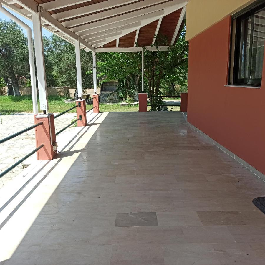 Foteinos Apartments Perivolion Bagian luar foto