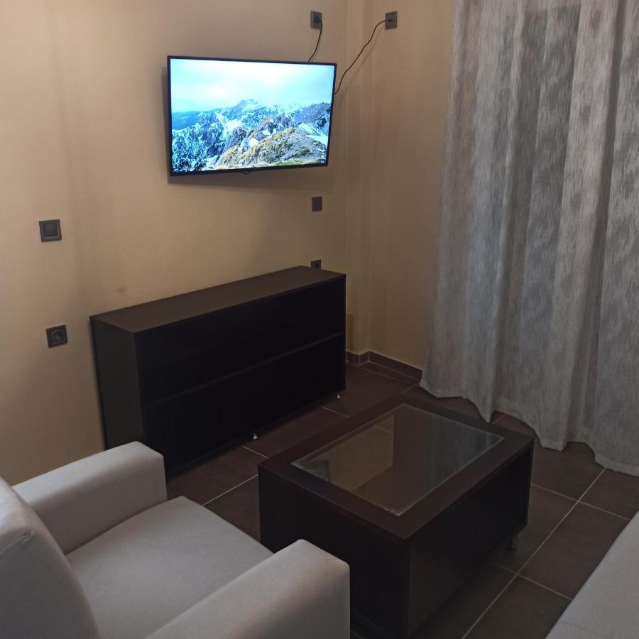 Foteinos Apartments Perivolion Bagian luar foto
