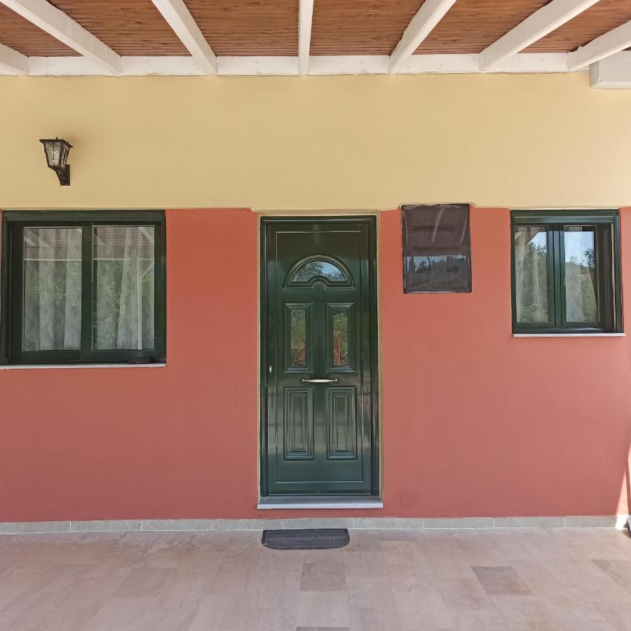 Foteinos Apartments Perivolion Bagian luar foto