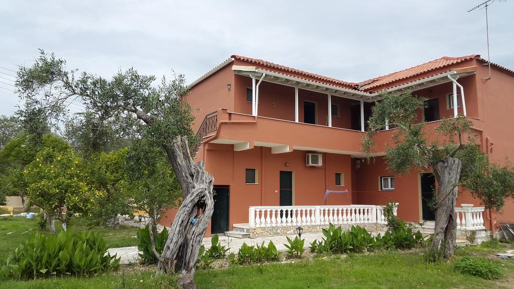 Foteinos Apartments Perivolion Bagian luar foto